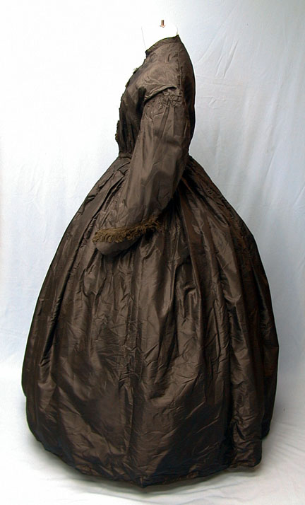 19th Century Mourning Clothing
